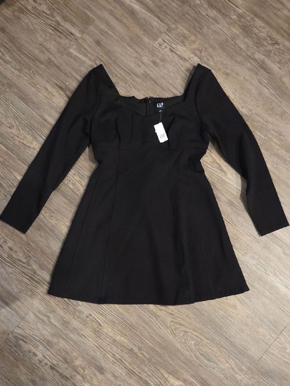 GAP Black Square-Neck Long Sleeve Mini Dress with Fitted Bodice